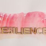 Como desenvolver resiliência emocional: habilidades que se constroem com o tempo