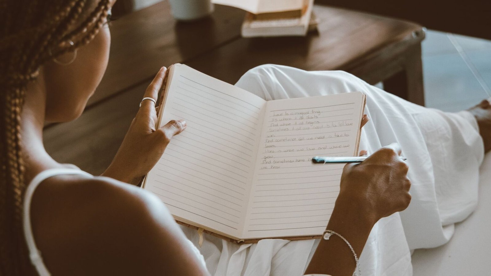 Journaling: como escrever para organizar pensamentos e emoções